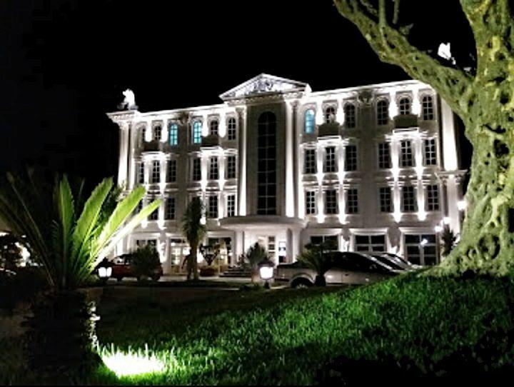 Hotel Britania Kamez Exterior photo